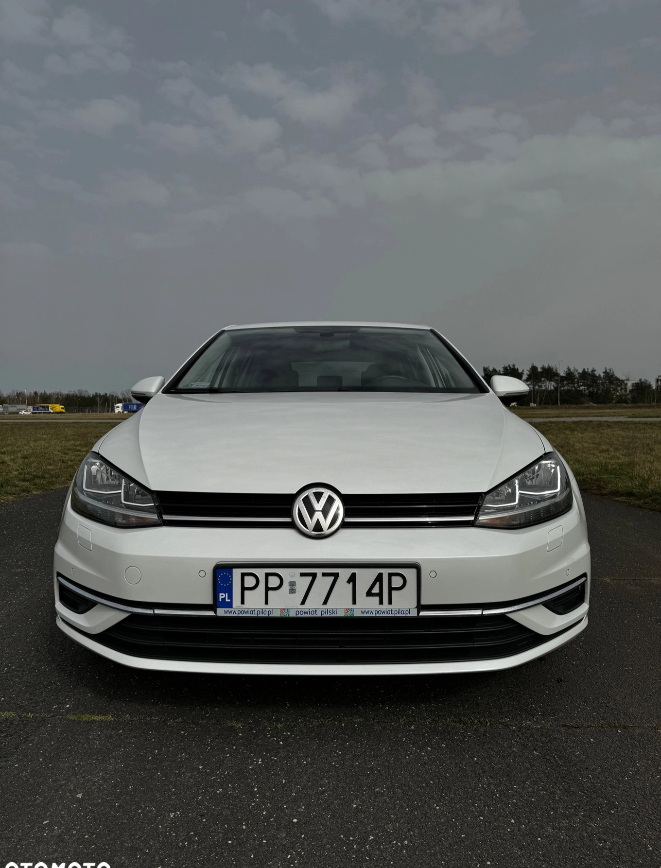 Volkswagen Golf cena 49900 przebieg: 59000, rok produkcji 2018 z Piła małe 121